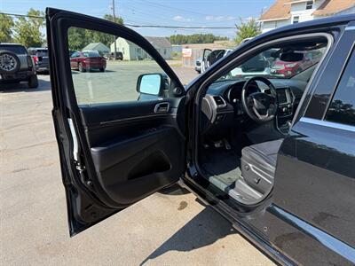 2018 Jeep Grand Cherokee OVERLAND   - Photo 8 - Elkhart, IN 46514