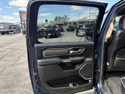 2020 RAM 1500 Laramie   - Photo 14 - Elkhart, IN 46514