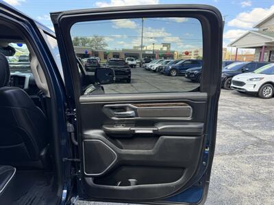 2020 RAM 1500 Laramie   - Photo 16 - Elkhart, IN 46514