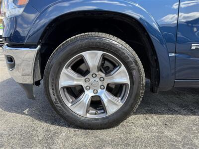 2020 RAM 1500 Laramie   - Photo 3 - Elkhart, IN 46514
