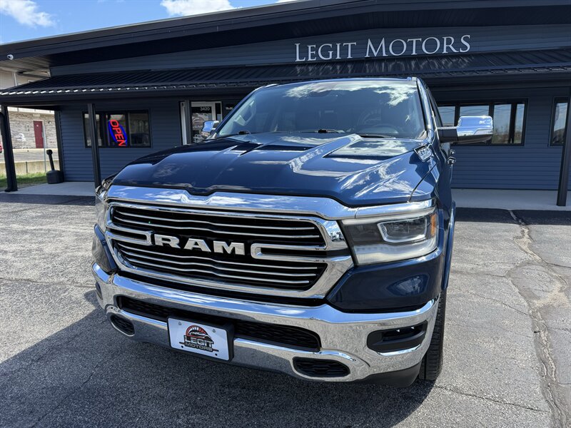 2020 RAM 1500 Laramie   - Photo 1 - Elkhart, IN 46514