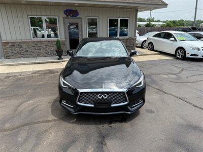 2018 INFINITI Q60 LUXE 300   - Photo 9 - Elkhart, IN 46514