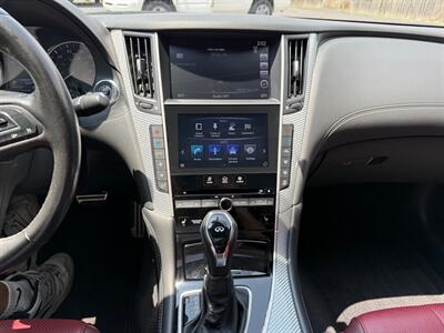 2018 INFINITI Q60 LUXE 300   - Photo 18 - Elkhart, IN 46514