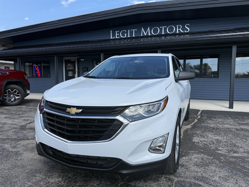 2020 Chevrolet Equinox LS   - Photo 1 - Elkhart, IN 46514