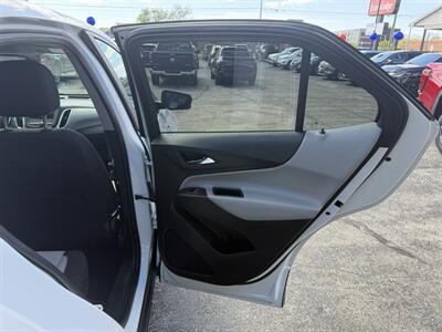 2020 Chevrolet Equinox LS   - Photo 15 - Elkhart, IN 46514