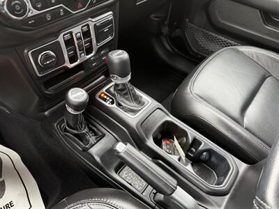 2018 Jeep Wrangler Unlimited Sahara   - Photo 21 - Elkhart, IN 46514