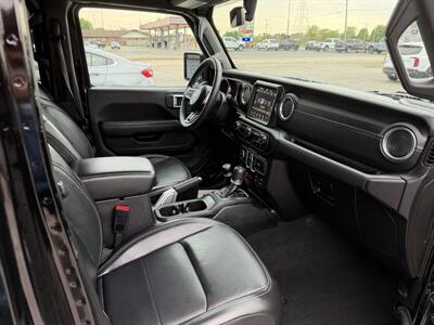 2018 Jeep Wrangler Unlimited Sahara   - Photo 20 - Elkhart, IN 46514