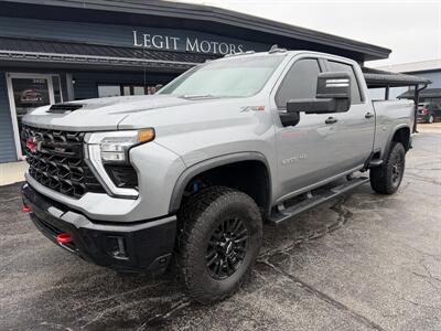 2025 Chevrolet Silverado 2500HD ZR2 - Photo 2 - Elkhart, IN 46514