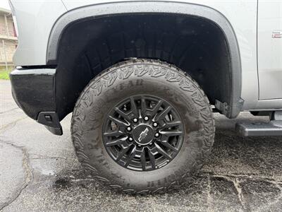 2025 Chevrolet Silverado 2500HD ZR2 - Photo 3 - Elkhart, IN 46514