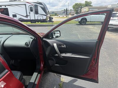 2011 Nissan Rogue S - Photo 16 - Elkhart, IN 46514