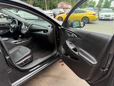 2016 Chevrolet Malibu LT   - Photo 15 - Elkhart, IN 46514