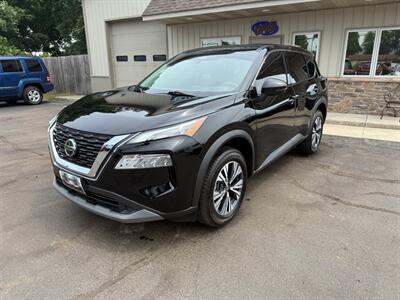 2021 Nissan Rogue SV   - Photo 1 - Elkhart, IN 46514
