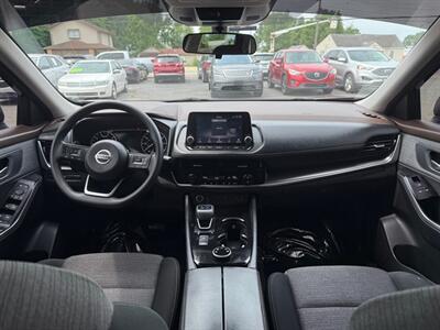 2021 Nissan Rogue SV   - Photo 18 - Elkhart, IN 46514