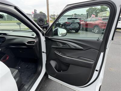 2021 Chevrolet Trailblazer RS   - Photo 17 - Elkhart, IN 46514