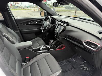 2021 Chevrolet Trailblazer RS   - Photo 18 - Elkhart, IN 46514