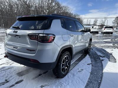 2025 Jeep Compass Trailhawk - Photo 19 - Elkhart, IN 46514