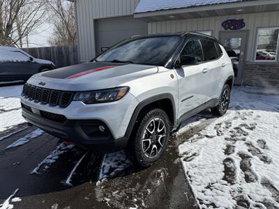 2025 Jeep Compass Trailhawk - Photo 1 - Elkhart, IN 46514