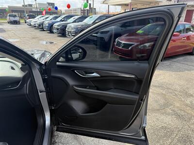 2021 Buick Envision Preferred   - Photo 18 - Elkhart, IN 46514