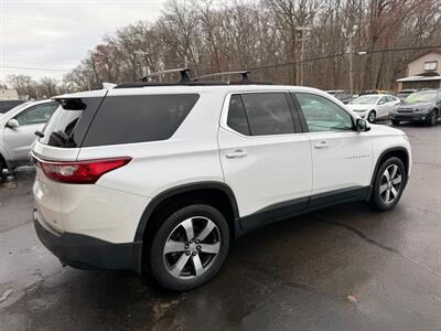 2019 Chevrolet Traverse LT - Photo 6 - Elkhart, IN 46514