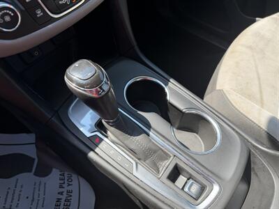 2018 Chevrolet Equinox LT - Photo 21 - Elkhart, IN 46514