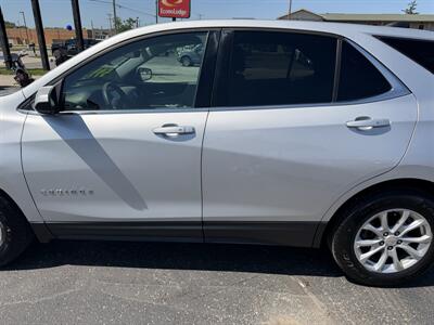 2018 Chevrolet Equinox LT - Photo 4 - Elkhart, IN 46514