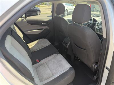 2018 Chevrolet Equinox LT - Photo 15 - Elkhart, IN 46514