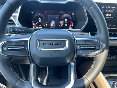 2025 GMC Canyon Denali   - Photo 16 - Elkhart, IN 46514