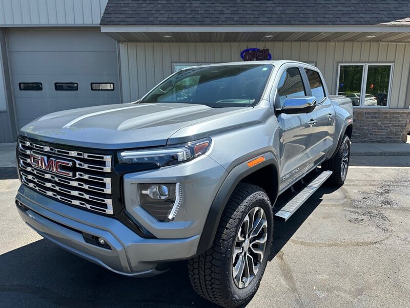 2025 GMC Canyon Denali - Photo 1 - Elkhart, IN 46514