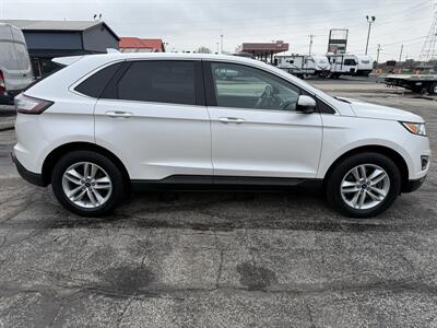 2018 Ford Edge SEL   - Photo 8 - Elkhart, IN 46514