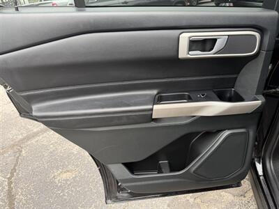 2023 Ford Explorer XLT - Photo 13 - Elkhart, IN 46514