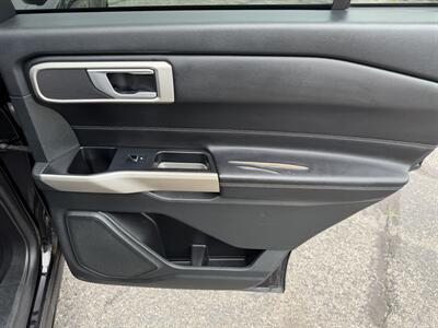 2023 Ford Explorer XLT - Photo 16 - Elkhart, IN 46514