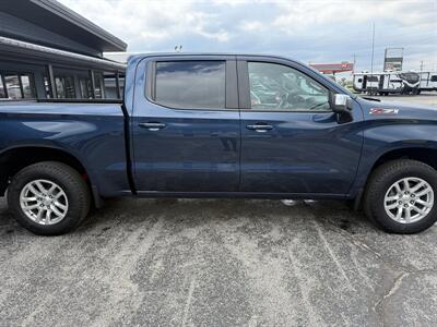 2020 Chevrolet Silverado 1500 LT   - Photo 7 - Elkhart, IN 46514
