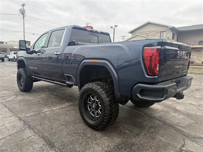 2021 GMC Sierra 2500HD Denali   - Photo 5 - Elkhart, IN 46514