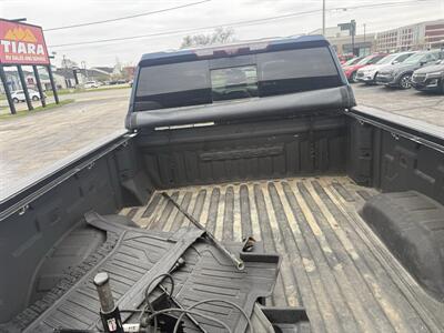 2021 GMC Sierra 2500HD Denali   - Photo 7 - Elkhart, IN 46514