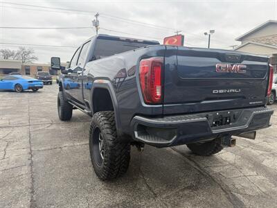 2021 GMC Sierra 2500HD Denali   - Photo 3 - Elkhart, IN 46514