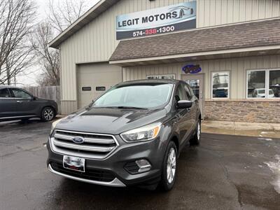 2017 Ford Escape SE   - Photo 1 - Elkhart, IN 46514