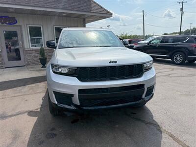 2023 Jeep Grand Cherokee L L LAREDO   - Photo 14 - Elkhart, IN 46514