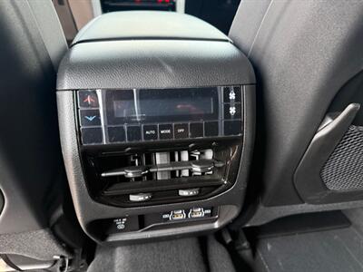 2023 Jeep Grand Cherokee L L LAREDO   - Photo 22 - Elkhart, IN 46514