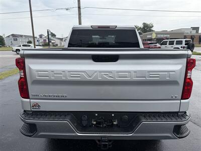 2020 Chevrolet Silverado 1500 LT   - Photo 6 - Elkhart, IN 46514