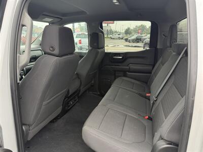 2020 Chevrolet Silverado 1500 LT   - Photo 14 - Elkhart, IN 46514