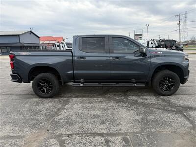 2019 Chevrolet Silverado 1500 LT Trail Boss   - Photo 8 - Elkhart, IN 46514