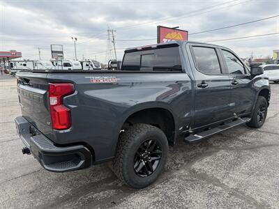 2019 Chevrolet Silverado 1500 LT Trail Boss   - Photo 7 - Elkhart, IN 46514