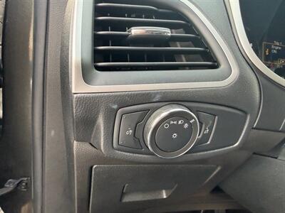 2017 Ford Edge SEL - Photo 24 - Elkhart, IN 46514
