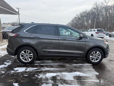 2017 Ford Edge SEL - Photo 11 - Elkhart, IN 46514