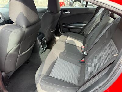 2023 Dodge Charger SXT   - Photo 11 - Elkhart, IN 46514