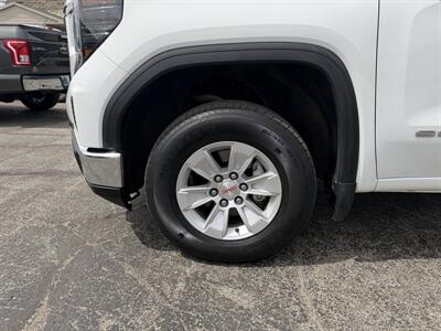 2022 GMC Sierra 1500 Pro - Photo 3 - Elkhart, IN 46514