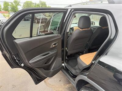 2017 Chevrolet Trax 1LT   - Photo 10 - Elkhart, IN 46514