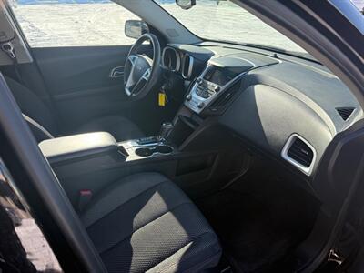 2017 Chevrolet Equinox LT   - Photo 16 - Elkhart, IN 46514