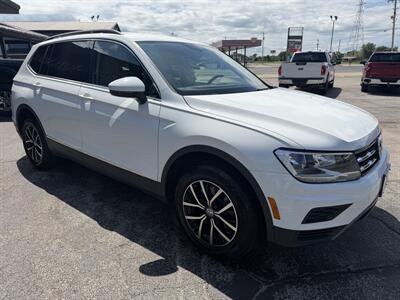 2021 Volkswagen Tiguan SE 4Motion   - Photo 8 - Elkhart, IN 46514