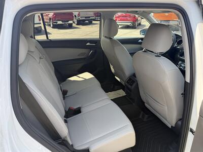 2021 Volkswagen Tiguan SE 4Motion   - Photo 16 - Elkhart, IN 46514